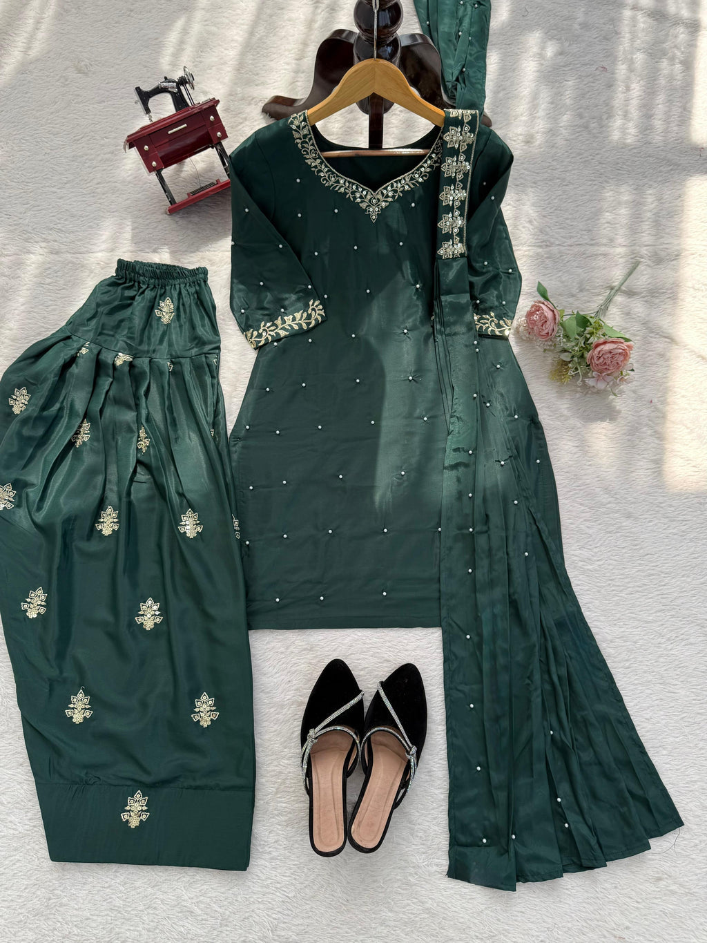 EMBROIDERED SUIT