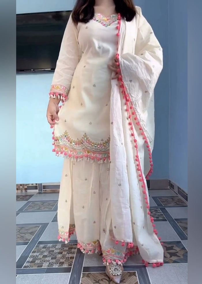GOTAPATTI SUIT